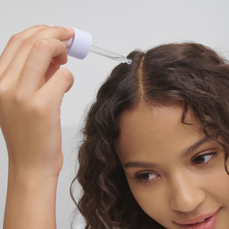 ANTI-DANDRUFF SERUM (SÉRUM ANTICASPA REINCIDENTE)